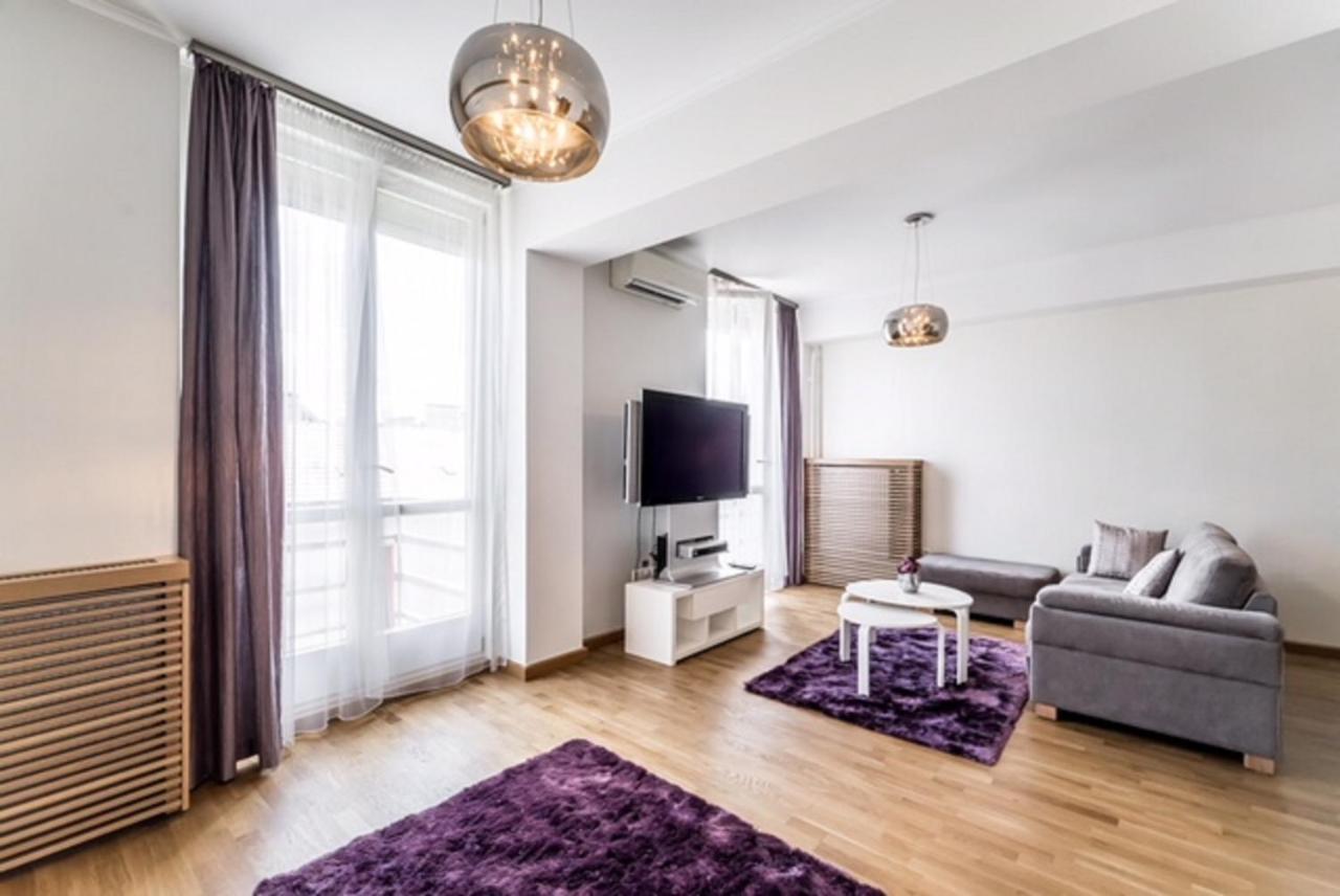 בודפשט Breathless Basilika View Elegant Flat With Balcony Need Reservation X Free Parking מראה חיצוני תמונה