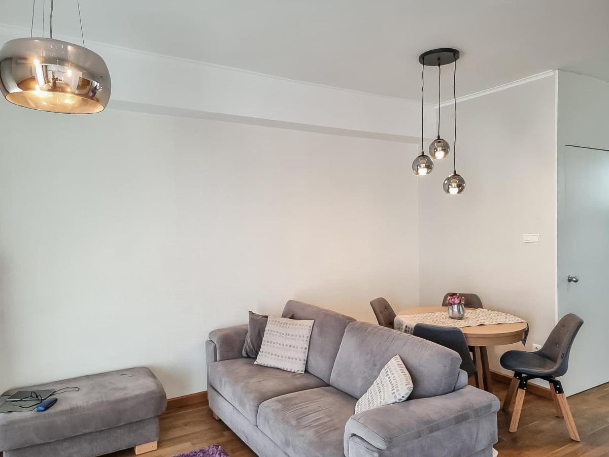 בודפשט Breathless Basilika View Elegant Flat With Balcony Need Reservation X Free Parking מראה חיצוני תמונה