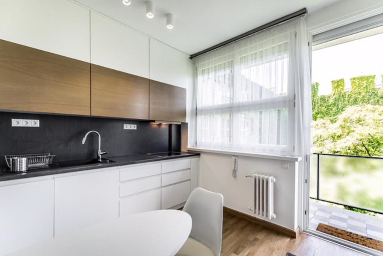 בודפשט Breathless Basilika View Elegant Flat With Balcony Need Reservation X Free Parking מראה חיצוני תמונה