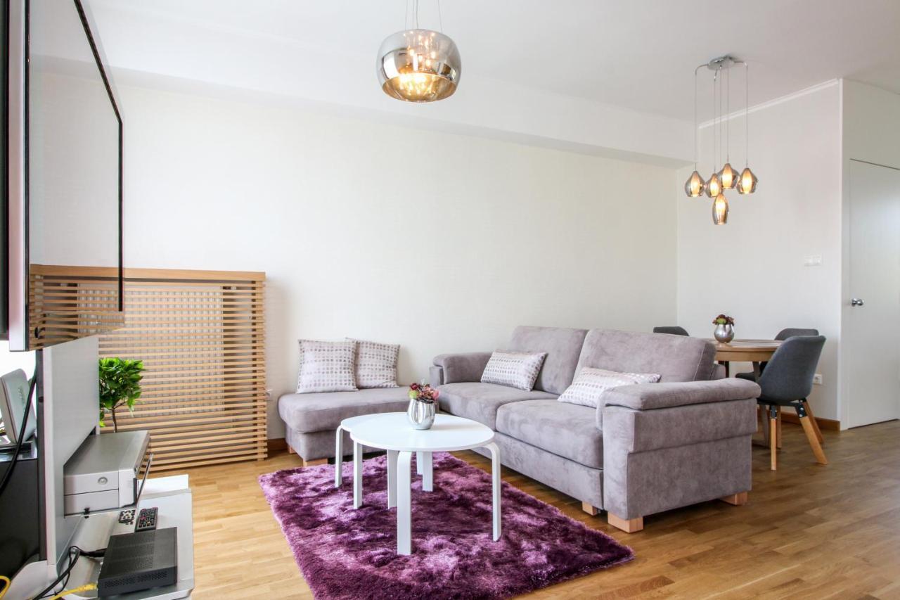 בודפשט Breathless Basilika View Elegant Flat With Balcony Need Reservation X Free Parking מראה חיצוני תמונה